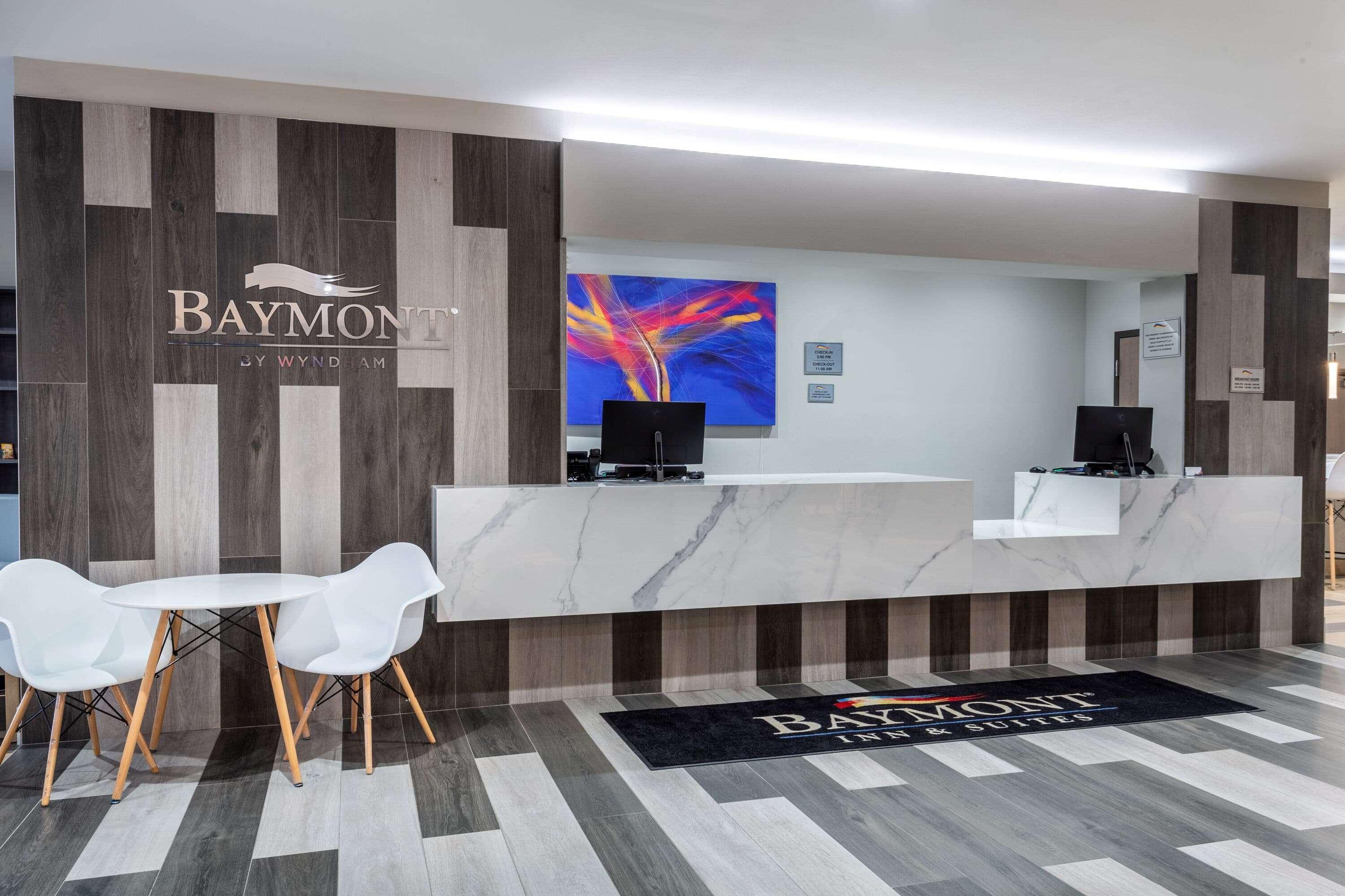 Baymont By Wyndham Madison Hotel Buitenkant foto
