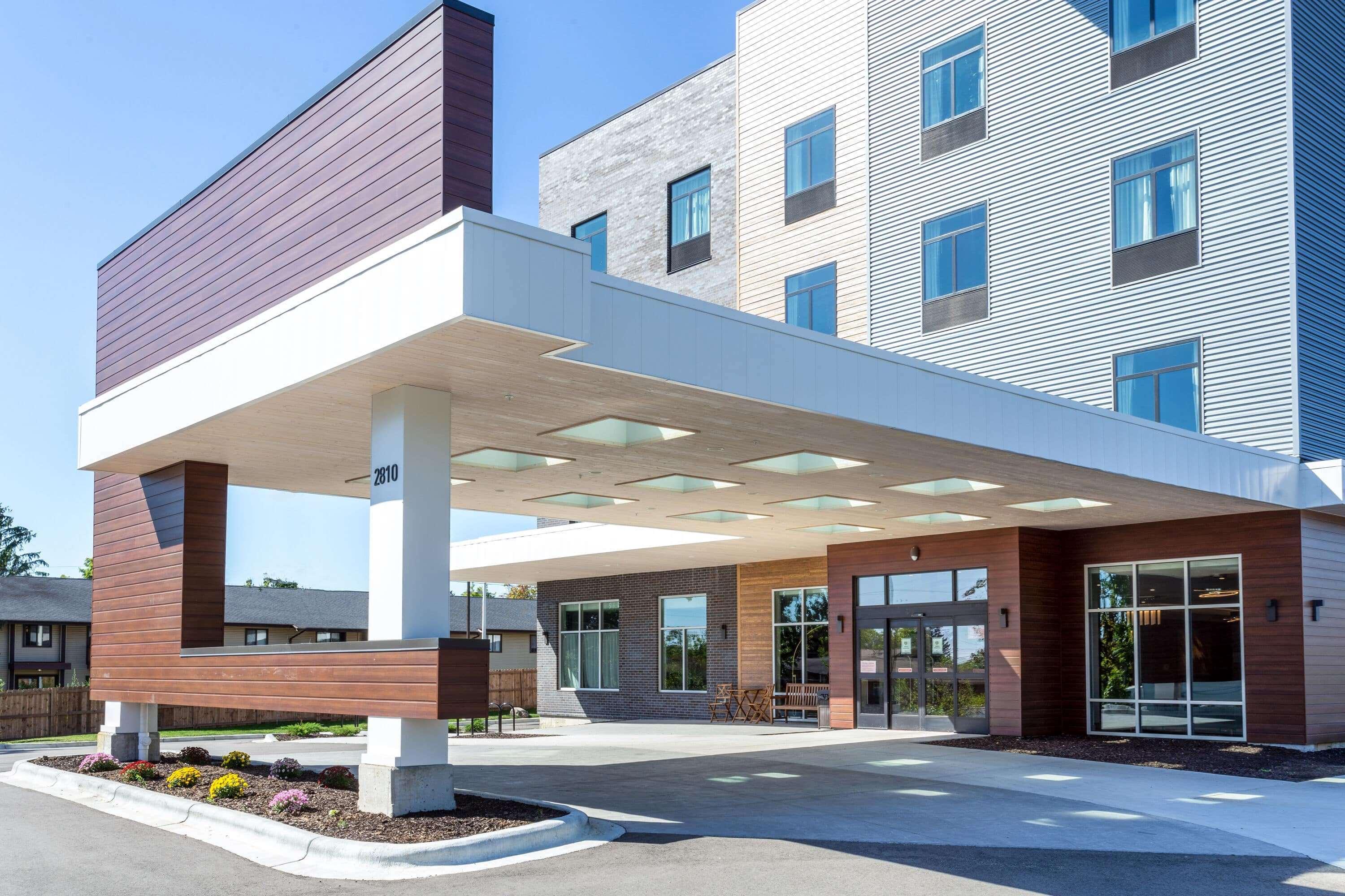 Baymont By Wyndham Madison Hotel Buitenkant foto