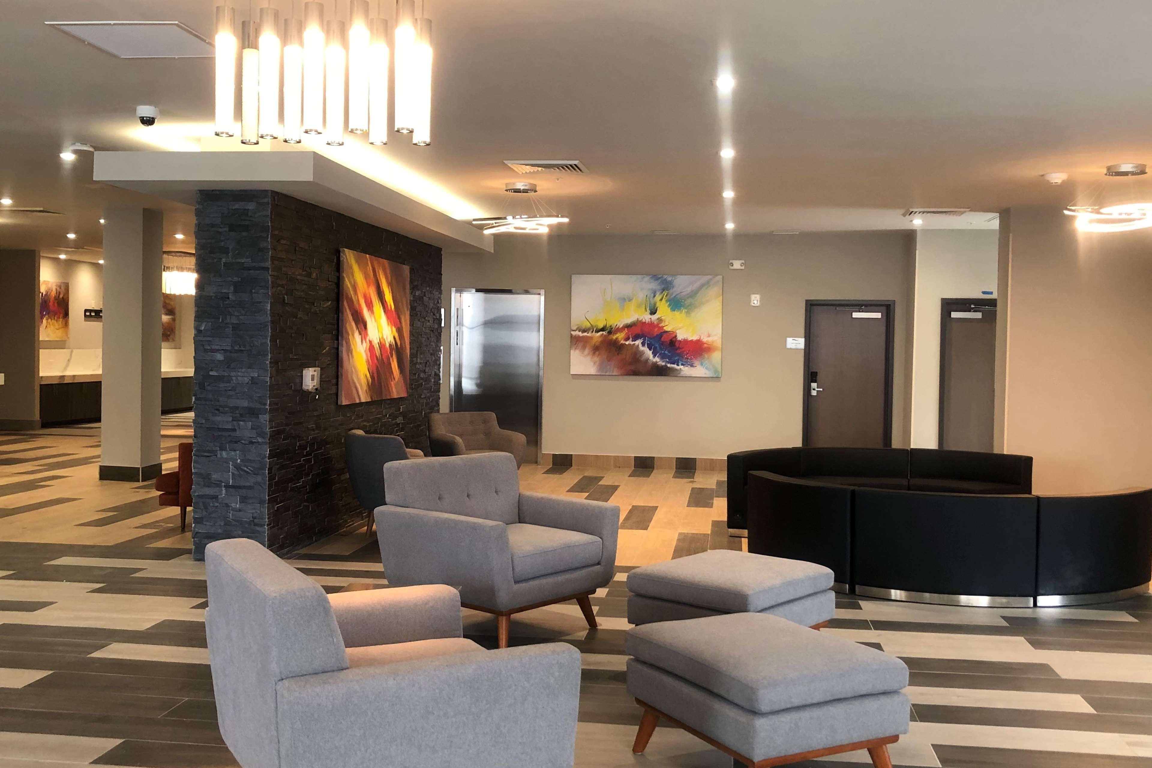 Baymont By Wyndham Madison Hotel Buitenkant foto
